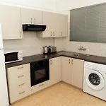 Olivia Mackenzie 2 Bedroom With Pool Great For Families Apartment