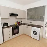 Olivia Mackenzie 2 Bedroom With Pool Great For Families Apartman *